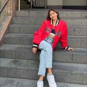 Meet your Posher, Maxine